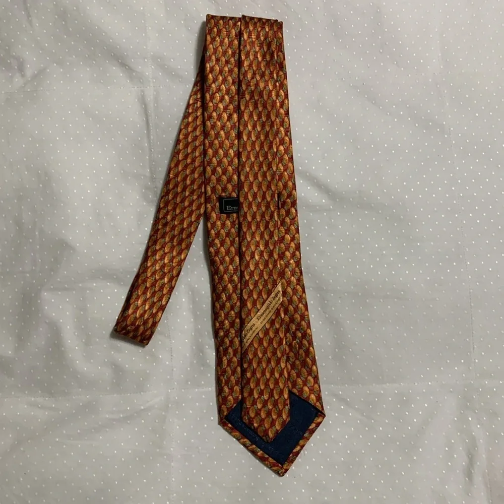 Ermenegildo Zegna Elegant 100% Silk Men's Tie